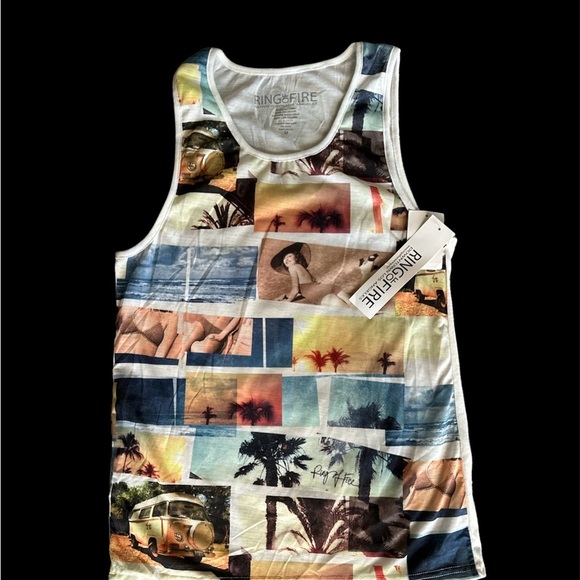 RINGOFFIRE Collage Short Sleeves Medium TShirt BNWT - Picture 3 of 4